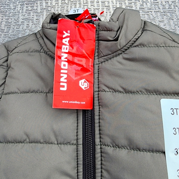 NWT Union Bay Boys 3PC Outfit Set with Pants, Hoodie & Vest, 3T - Picture 2 of 6